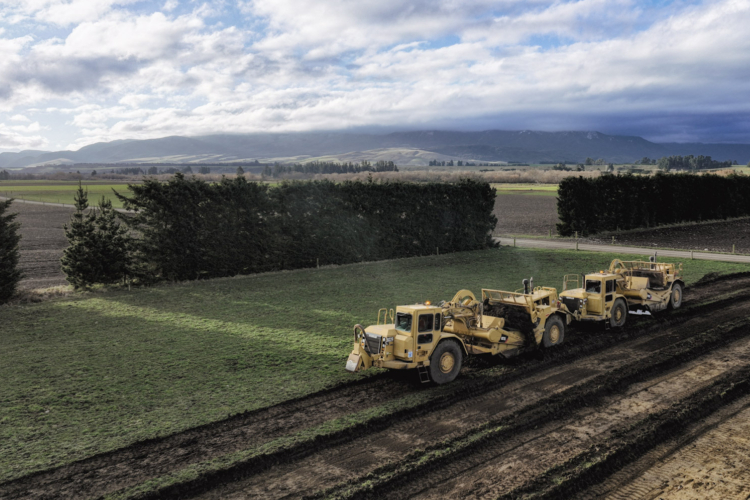 Bulk earthworks scrapers 627 G dairy conversion